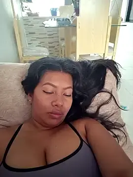 Stripchat Live Sex Cam of PauliOrtiz_1