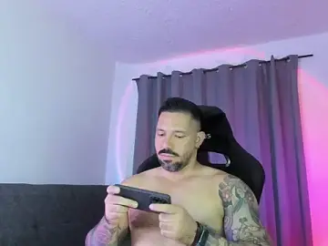 Stripchat Best live sex cam show of Pierre_Vidal