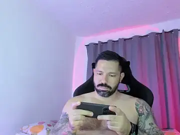 Stripchat Adult Webcams of Pierre_Vidal