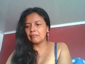 Stripchat Free Live Porn of DianaOchoa_