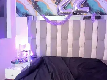 Stripchat Best live sex cam show of IsaDiiaz