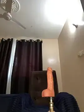 Stripchat Free Porn Cam of __Naomi