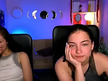 Stripchat Adult Video Chat of miki-niki