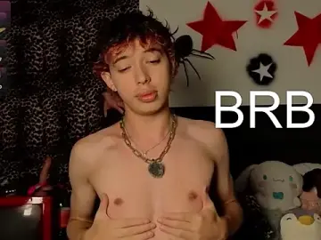 Stripchat Live Sex Cam of Otter_Moon