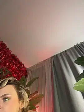 Stripchat Free Live Porn of Mary_lost