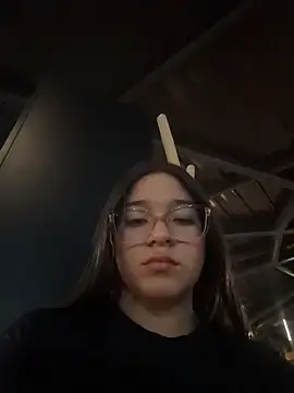 Stripchat Free Porn Cam of -VICKKY