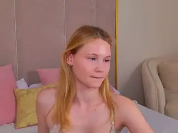 Stripchat Live Sex Cam of AmeliRoyse