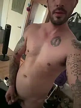 Stripchat Free Live Porn of Antonello1223