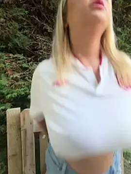 Stripchat Live Sex Cam of blairbella