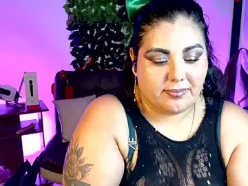 Stripchat Live Porn of AndreaKinky