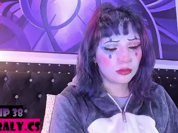 Stripchat Live Sex Cam of hey_noraly