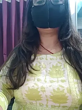 Stripchat Adult Webcams of Aishwaryaa_69