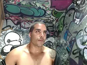 Stripchat Adult Webcam of Justin_Frank