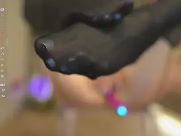 Stripchat Watch Live Sex Cams of thelissawayne