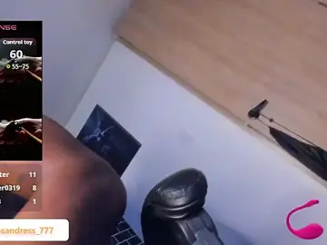 Stripchat Nude Webcam of Lil_Curved