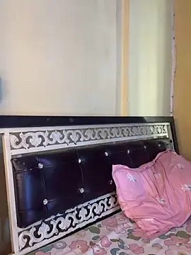 Stripchat Free Porn Cam of Aakanshaa__