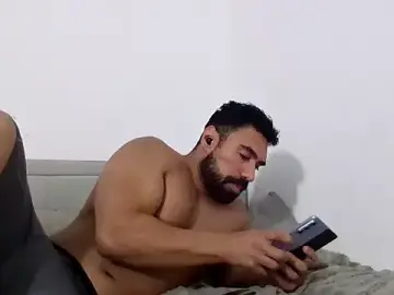 Stripchat Sex Cam of GymKing99