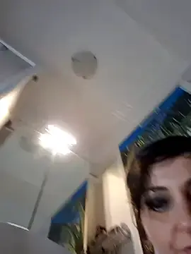 Stripchat Watch Live Sex Cams of lucillabollente