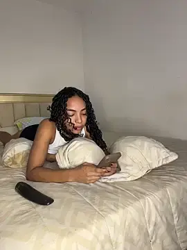 Stripchat Watch Live Sex Cams of nicoleebony1