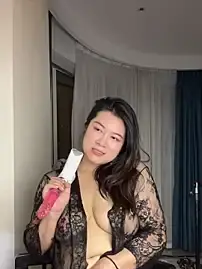 Stripchat Live Sex Cam of mo-mo-69