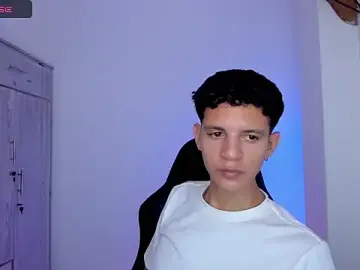 Stripchat Best live sex cam show of tylernova