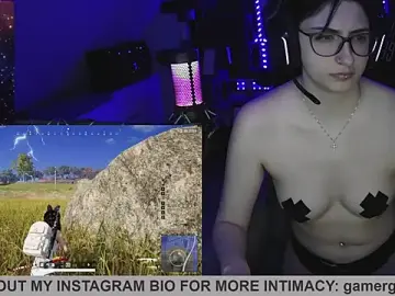 Stripchat Sex Chat of Gamergirl-Linela