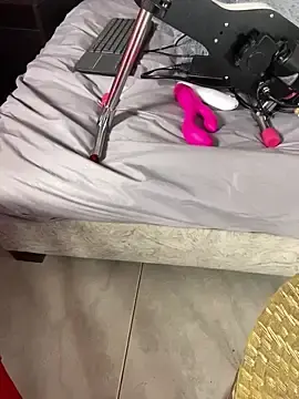 Stripchat Watch Live Sex Cams of emilyrojas