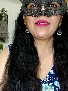 Stripchat Nude Webcam of BhabhiPooja69