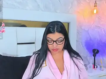 Stripchat Nude Webcam of EmaBakker