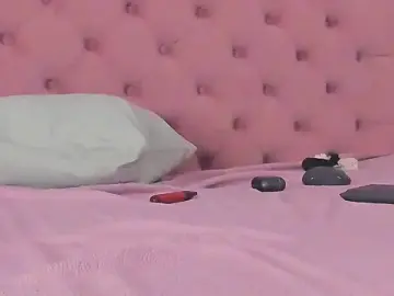 Stripchat Free Live Porn of JassyeJoy