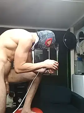 Stripchat Adult Webcam of bwcloverboy2