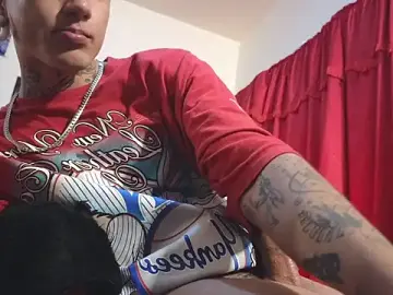 Stripchat Watch Live Sex Cams of charles_carterxxx