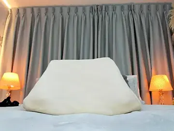 Stripchat Watch Live Sex Cams of latyndollts