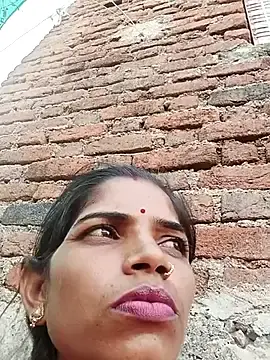 Stripchat Sex Cam of Khushi_lodha