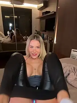 Stripchat Free Porn Cam of jasminesummer