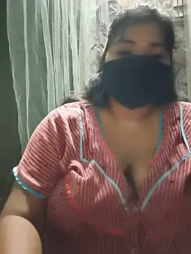 Stripchat Best live sex cam show of Liyaa_24