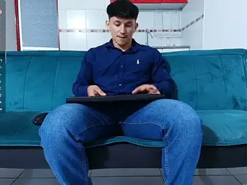 Stripchat Adult Webcams of jacques_cardiet