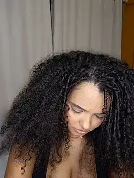 Stripchat Sex Cam of QeenPandinha