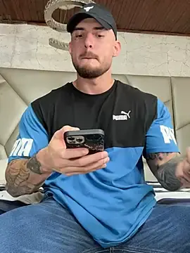 Stripchat Watch Live Sex Cams of DimitriSullivan_
