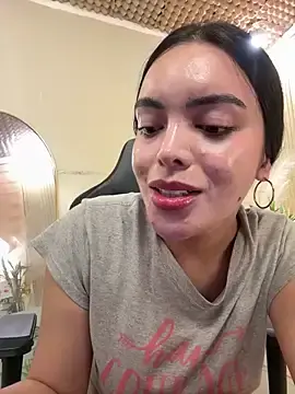 Stripchat Live Sex Cam of TS-SimplyTheBest