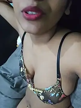 Stripchat Free Porn Cam of sexyindi_couple