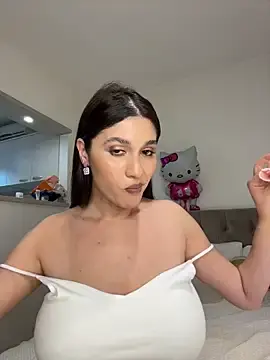 Stripchat Free Live Porn of IrisBlues