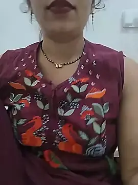 Stripchat Nude Webcam of KAJALBHABHI_
