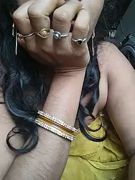 Stripchat Adult Video Chat of KAJALBHABHI_