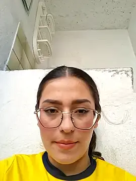 Stripchat Live Sex Cam of Ary-18
