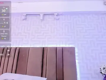 Stripchat Live Porn of naishaa_