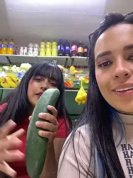 Stripchat Live Sex Cam of Annie_Alicee