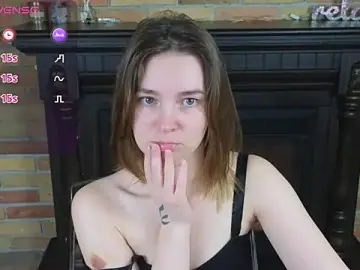 Stripchat Sex Cam of Ellie_Sunset