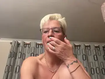 Stripchat Best Webcam of JennyHazel1