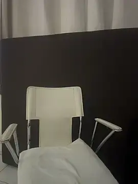 Stripchat Best Webcam of MommyRubi